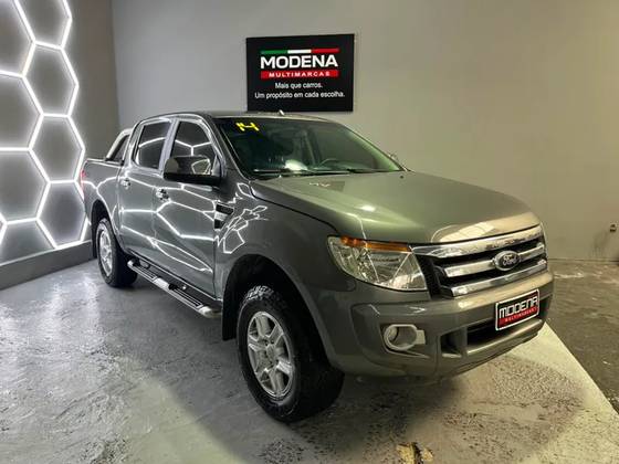 FORD RANGER 3.2 XLT 4X4 CD 20V DIESEL 4P AUTOMÁTICO FORD RANGER 3.2 XLT 4X4 CD 20V DIESEL 4P AUTOMÁTICO